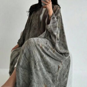 عبايات فخمه ملونه